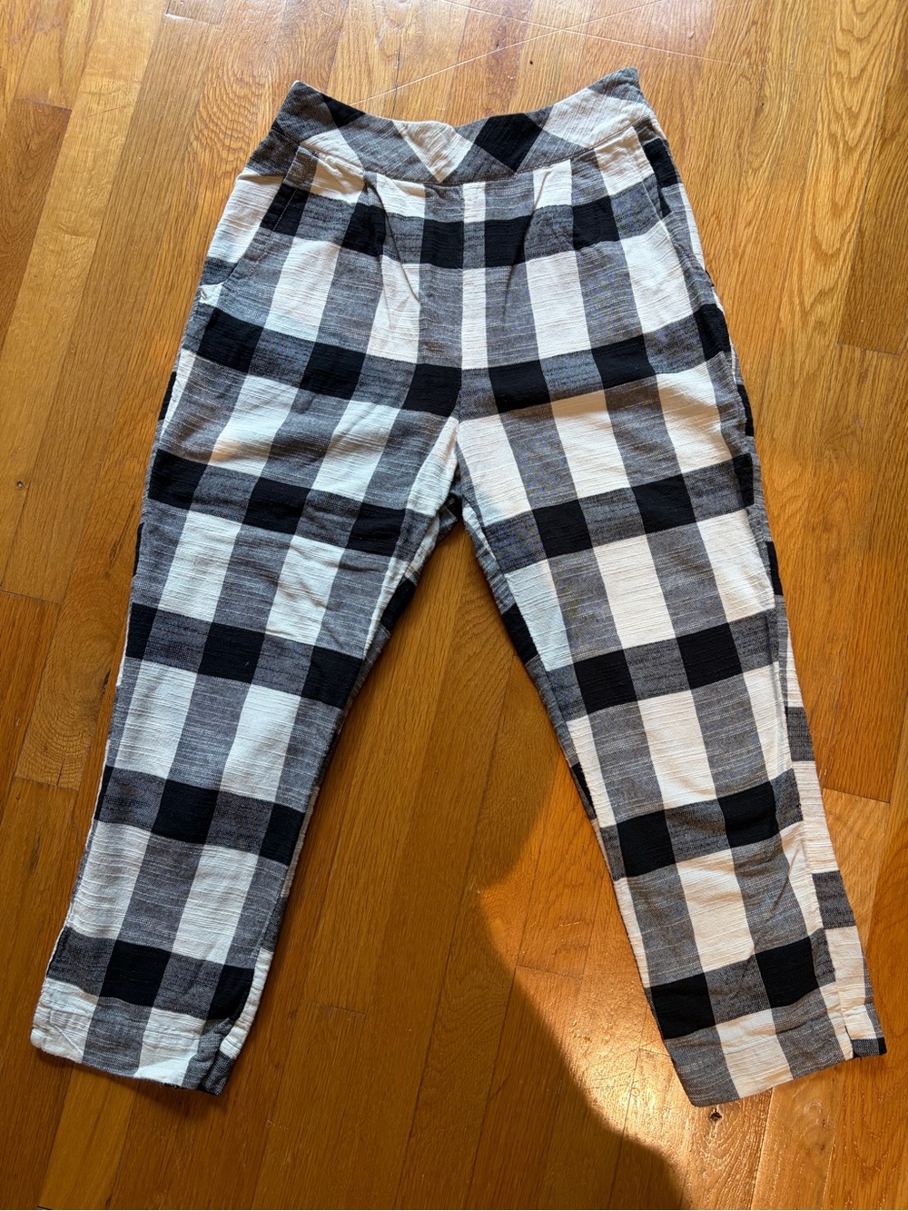 Free People Black and White Plaid Cropped Pull-On Pants
